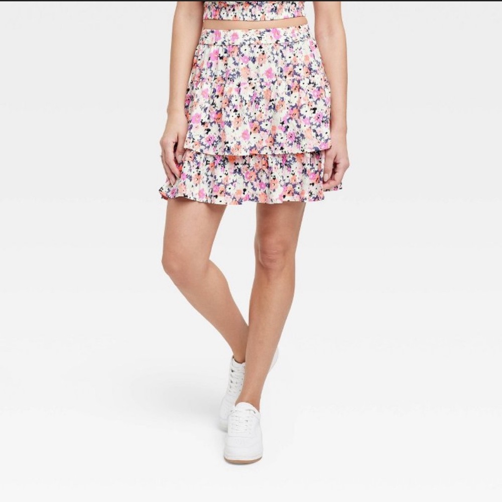 Universal Thread Skirt